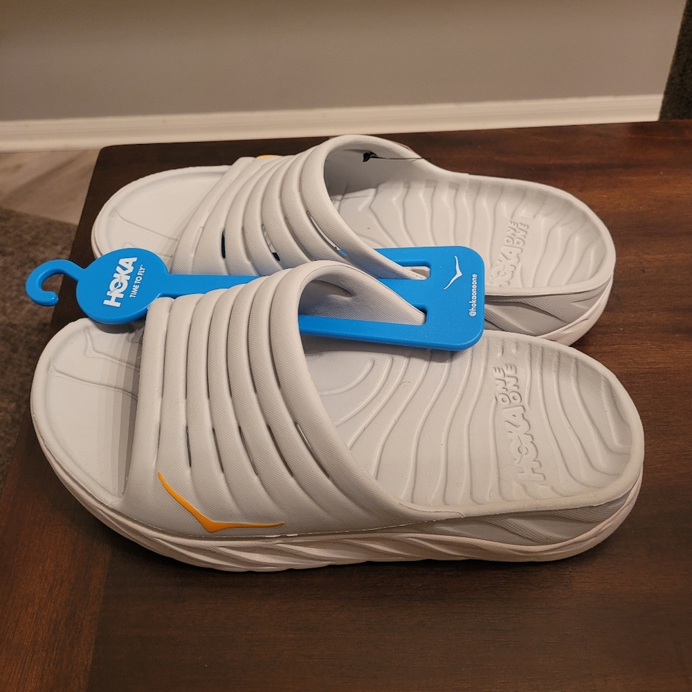 Hoka Ora Recovery Slides